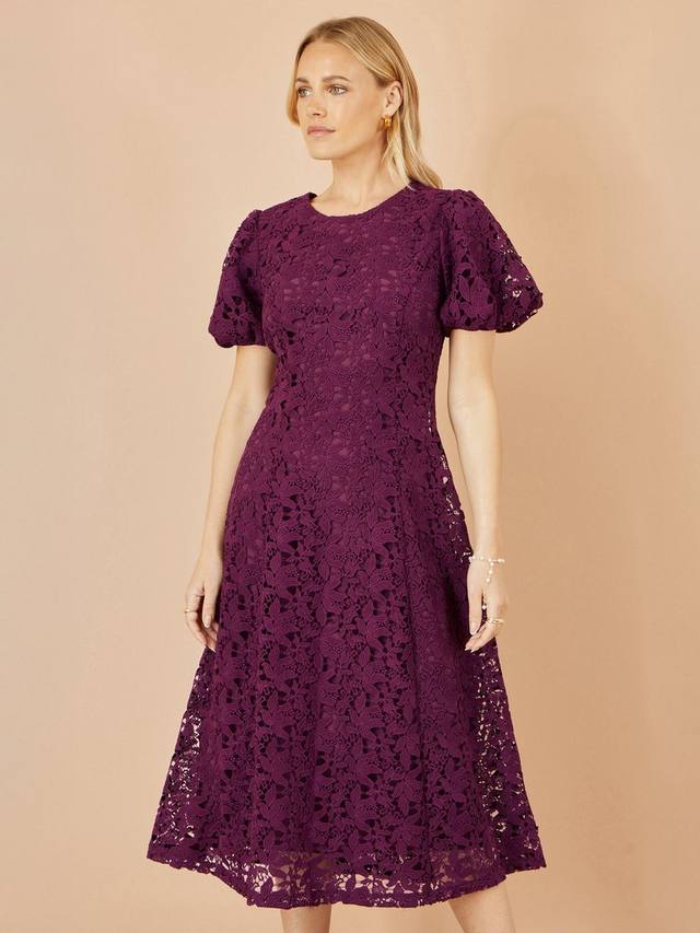 

Платье миди с v-образным вырезом и расклешенным низом Yumi