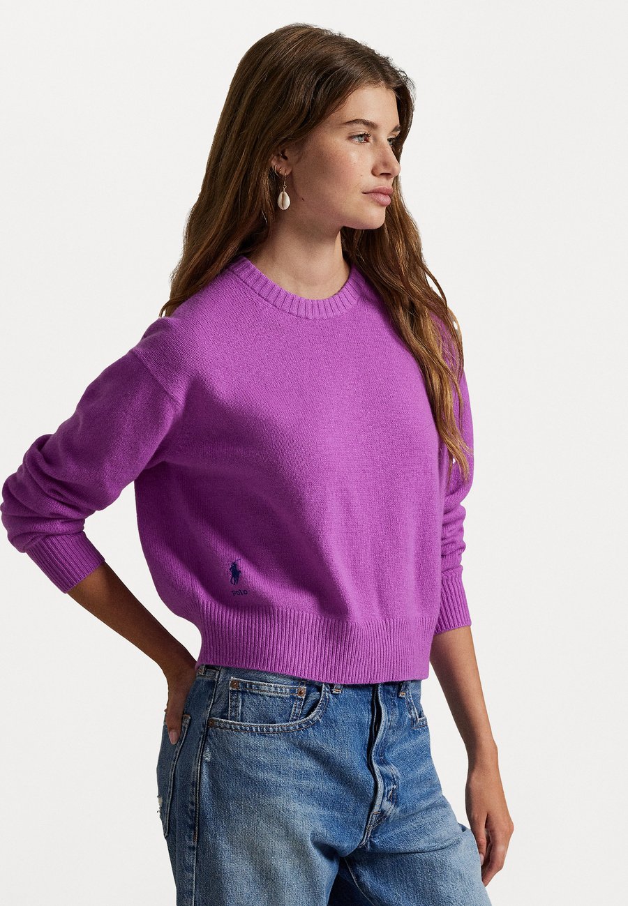 

Джемпер Polo Ralph Lauren WOOL BLEND CROPPED CREWNECK JUMPER, Fig Purple/Purple