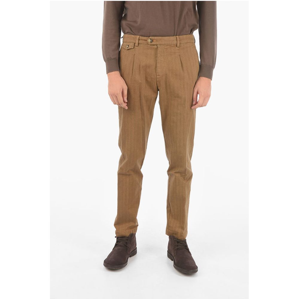 

Брюки-чиносы с одинарной складкой и узором «елочка» RAVAL1P.L.603 Cruna, Brown