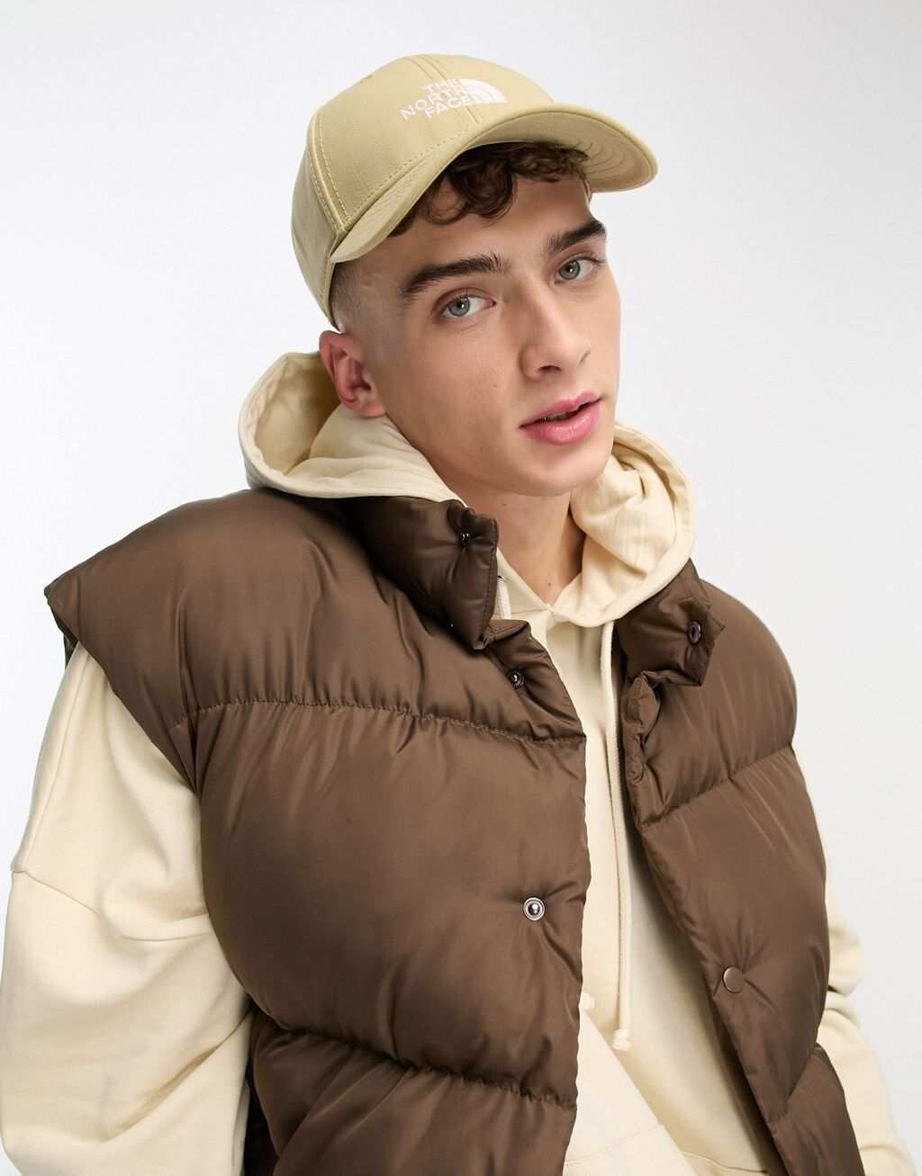 

Кепка The North Face 66 из камня