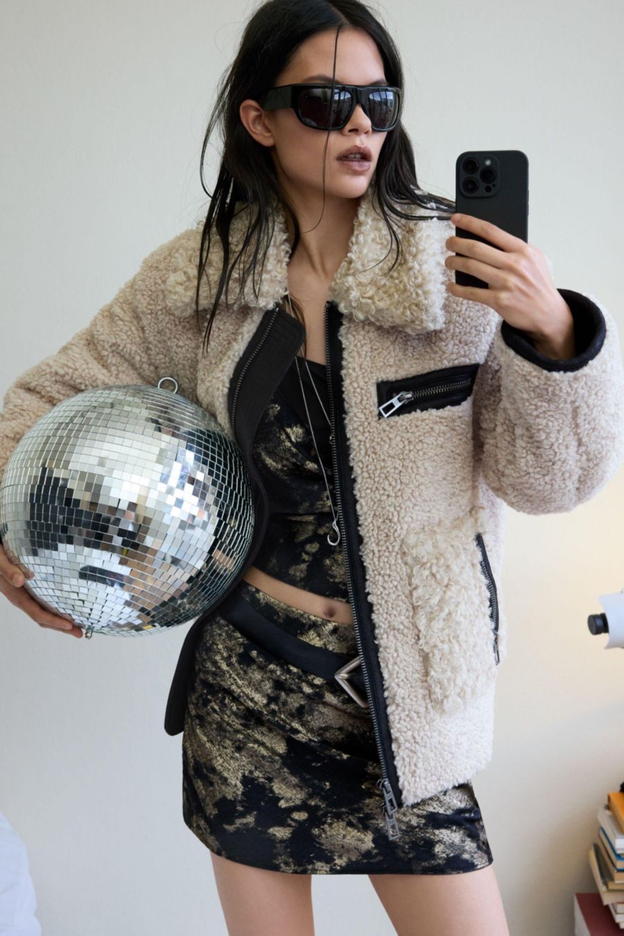 

Женская короткая флисовая куртка Desigual, Medium beige