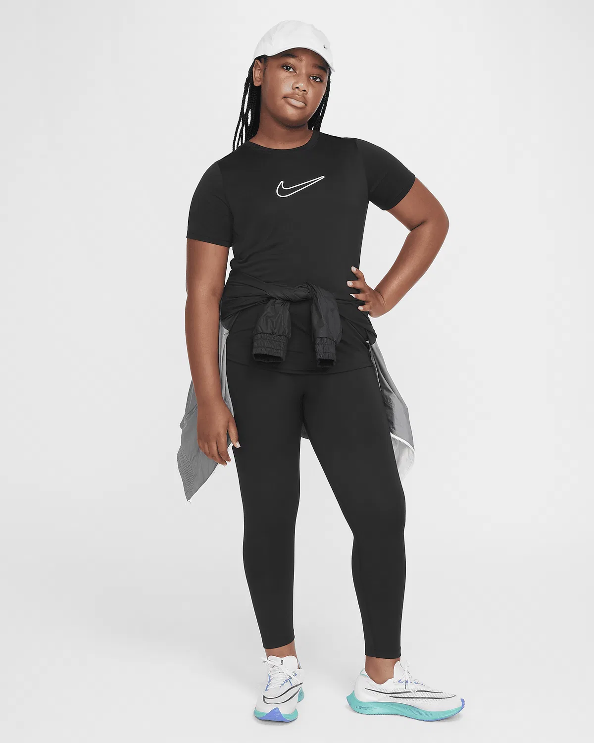 Nike One Dri-FIT короткий рукав тренировочный топ для старших детей (девочек) (увеличенный размер), Black/White — фото 4