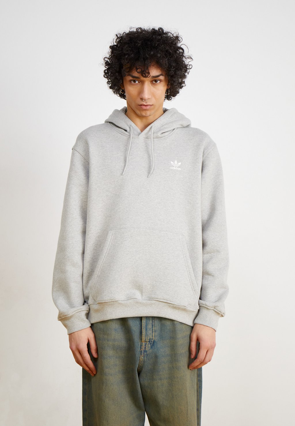 

Толстовка с капюшоном LOOSE adidas Originals, серый