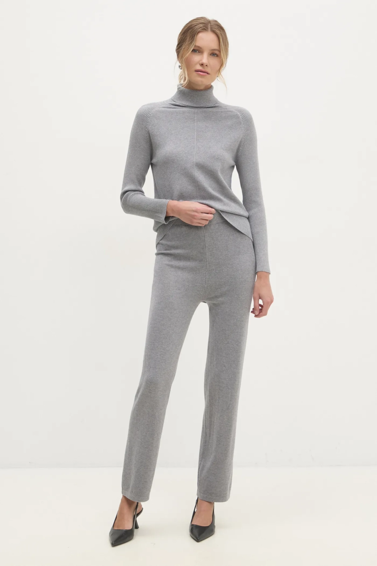 

В комплекте с добавлением кашемира Answear Lab, серый