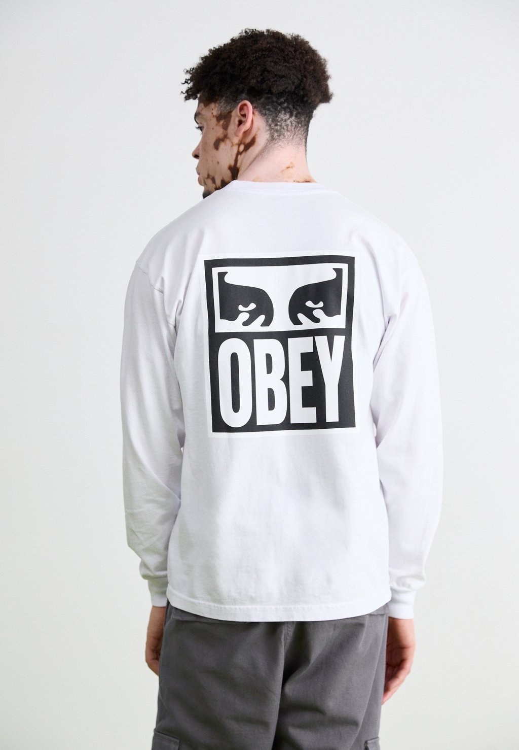 

Топ с длинными рукавами EYES ICON Obey Clothing, белый