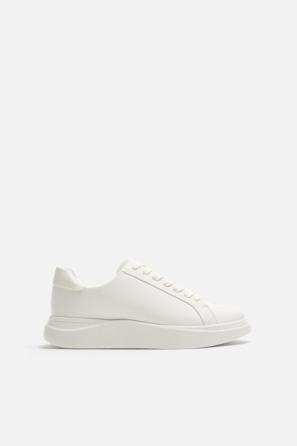 

Массивные однотонные кроссовки ZARA, белый