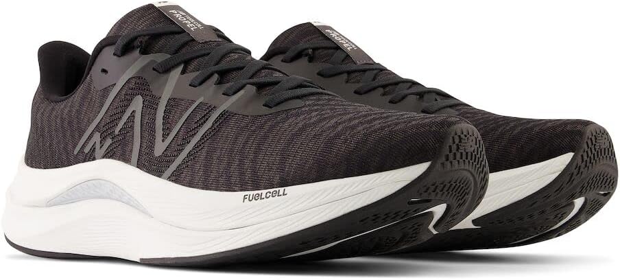Мужские кроссовки New Balance FuelCell 796 V4 для твердого корта, белый/черный — фото 4