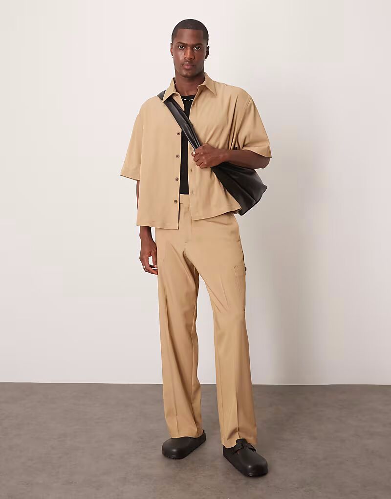 

Элегантные брюки-карго ASOS DESIGN с широкими штанинами из фактурной ткани цвета верблюжьего персика
