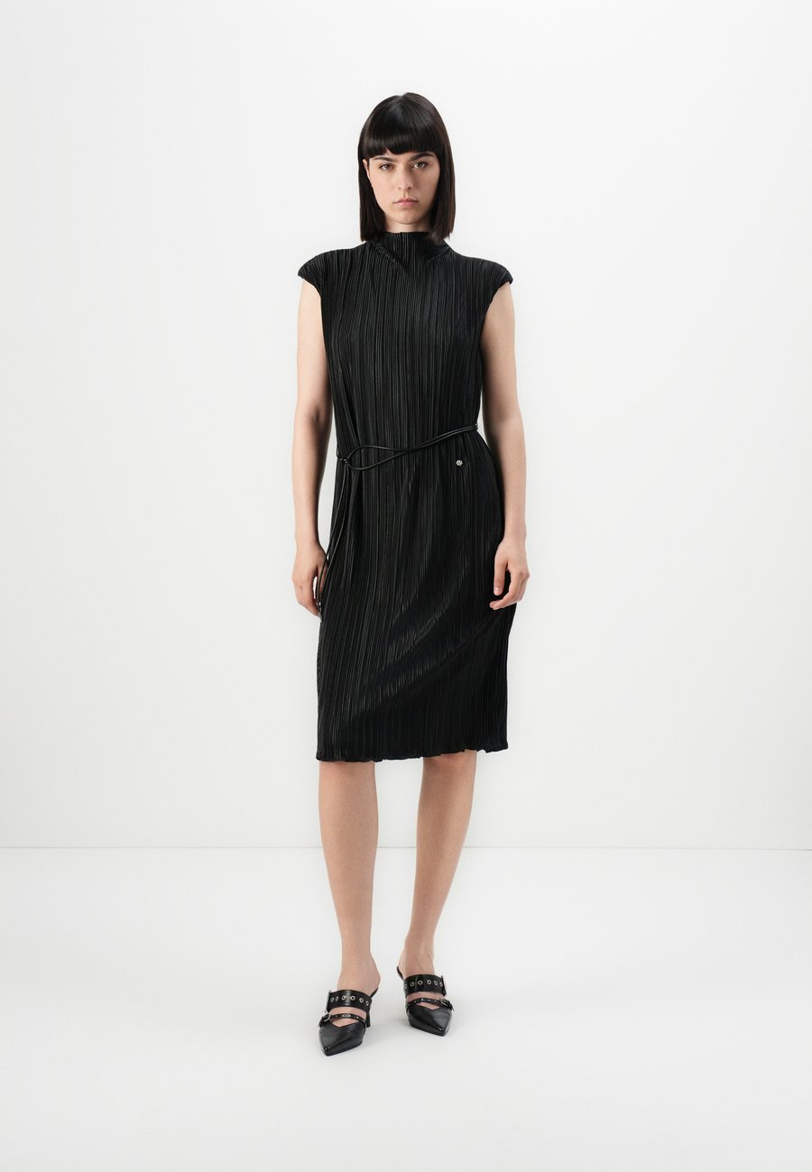 

Платье HUGO KACELLI, Black