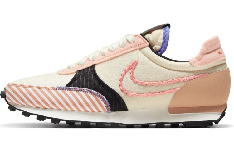 

Женские кроссовки для бега Nike Daybreak