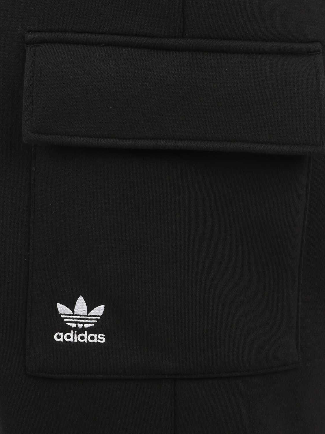 Adidas Originals Узкие карго-штаны 'Ess' в черном цвете — фото 3