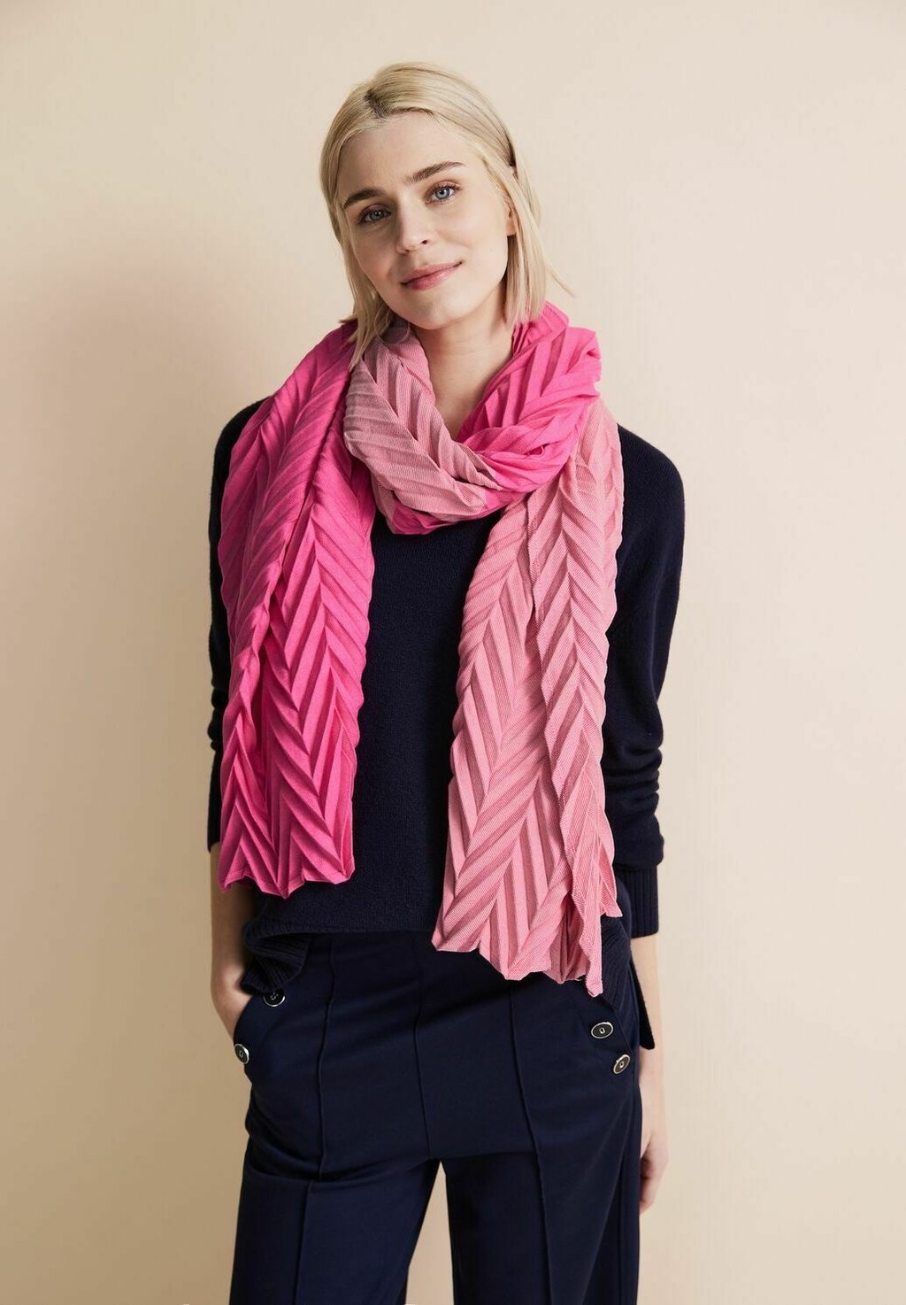 

Шарф Street One, цвет pink