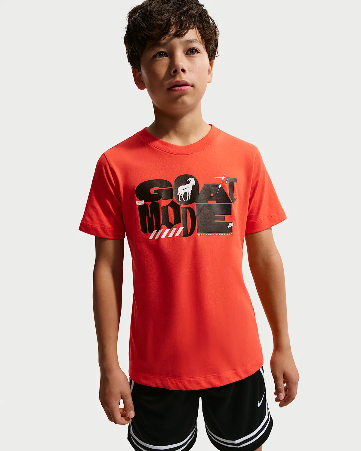 Детская футболка Nike Sportswear, Light Crimson