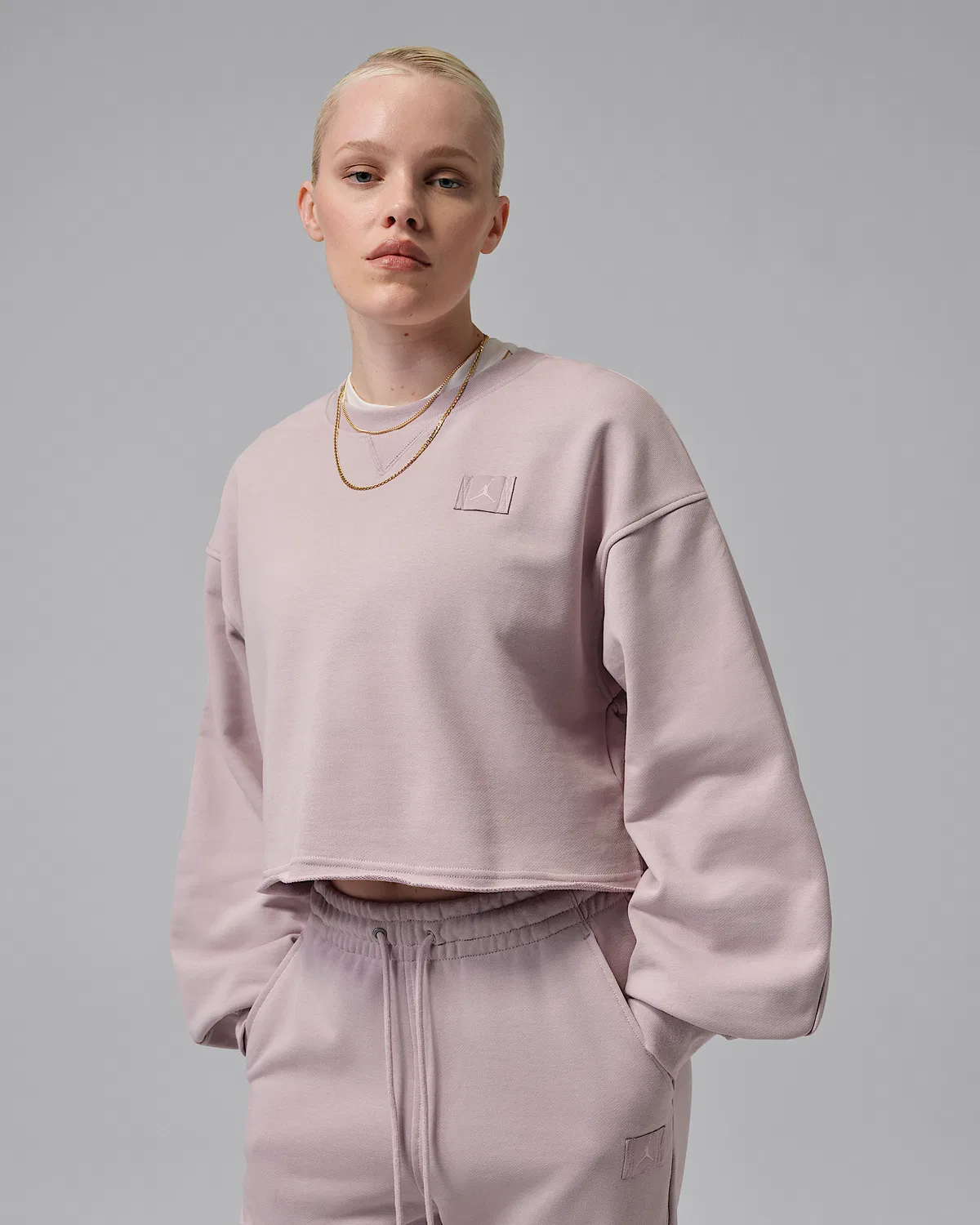 Женская укороченная толстовка с круглым вырезом Jordan Flight Fleece, Particle Rose/Barely Rose
