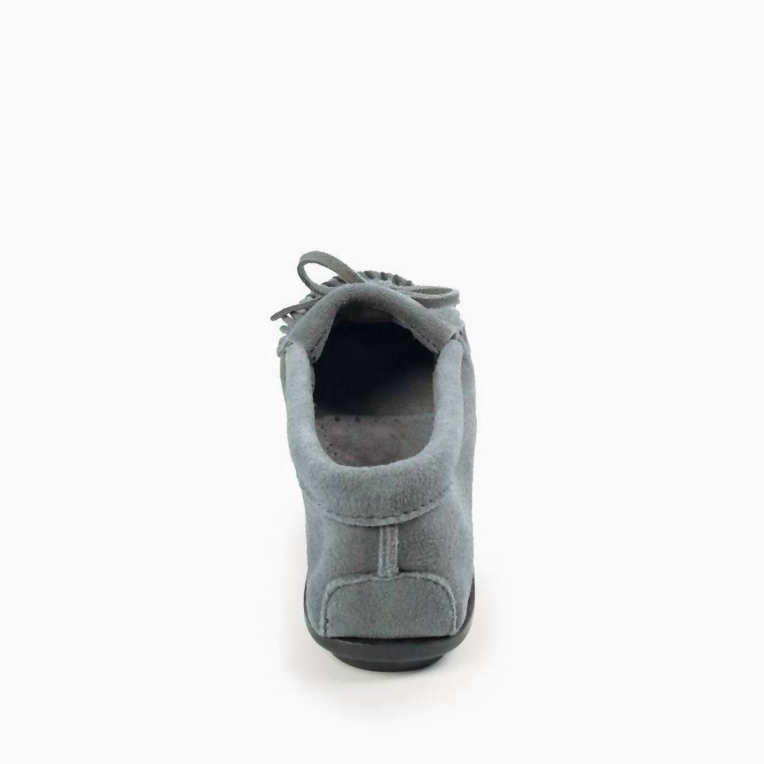 Женские мокасины с килтами и жесткой подошвой в цвете штормовой синий Minnetonka — фото 2