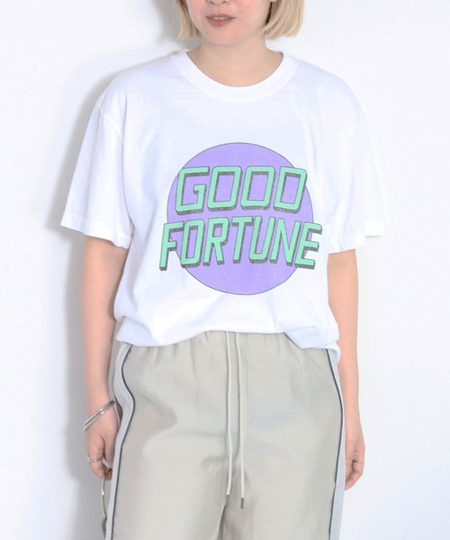 

Футболка винтажная в стиле рок Cepo, белый