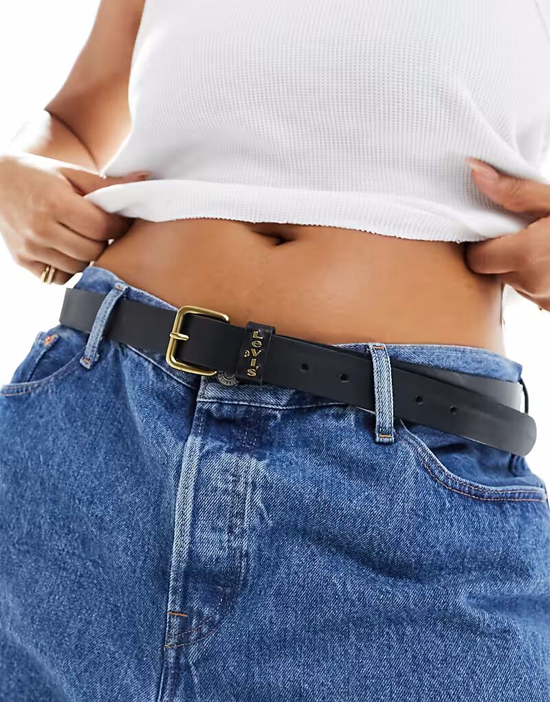 

Ремень Levi's Calypso Plus из кожи черного цвета с золотой пряжкой