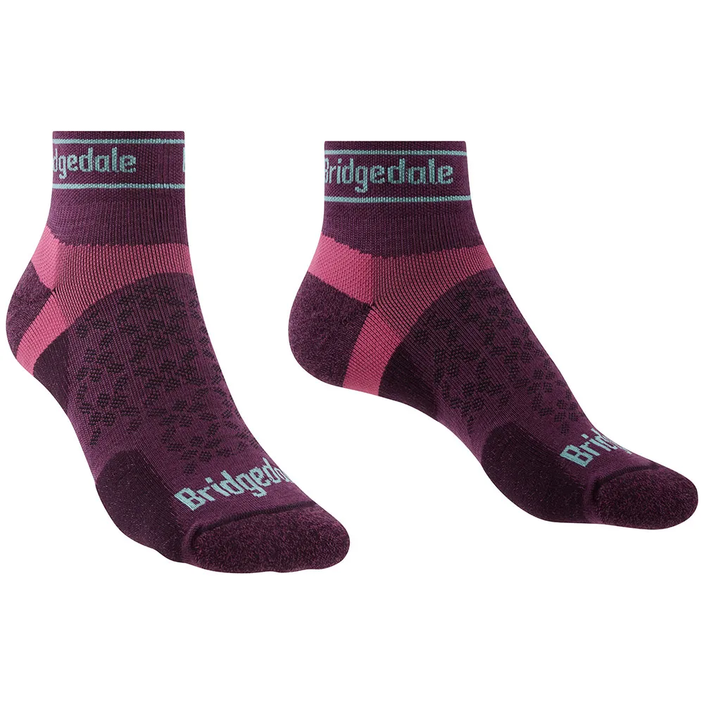 

Носки Bridgedale Ultralight T2 Merino Sport Low, фиолетовый