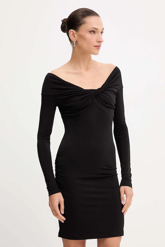 

Платье Patrizia Pepe, черный