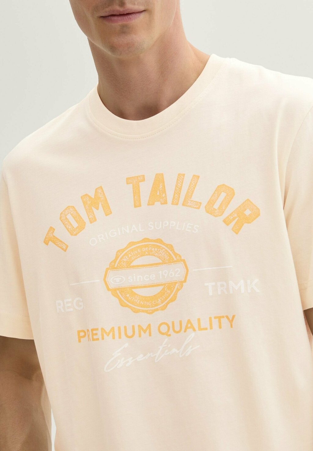 

Футболка с принтом TOM TAILOR, песочный