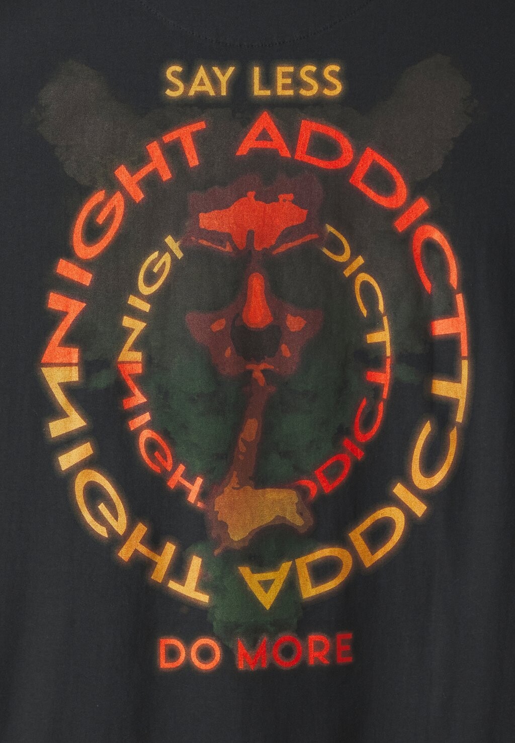 

Футболка с принтом Night Addict, черный