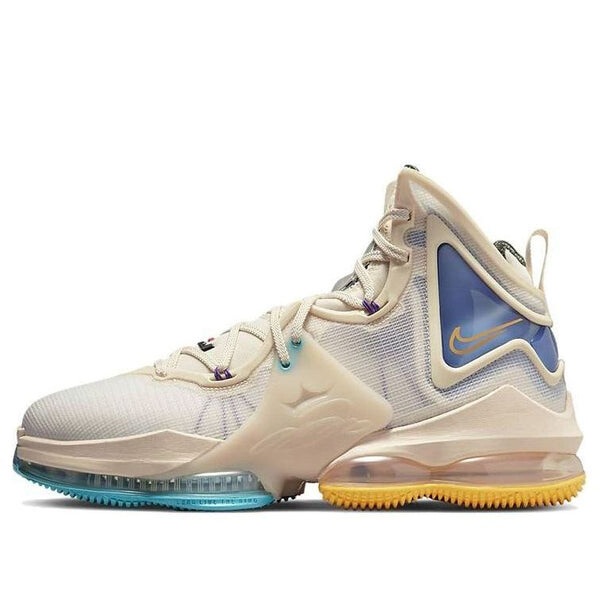 

Кроссовки Nike LeBron 19 'Minneapolis Lakers', белый