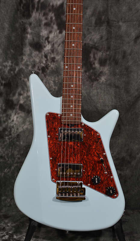 

Электрогитара Sterling by Music Man Albert Lee Signature Daphne Blue /w FREE Same Day Shipping