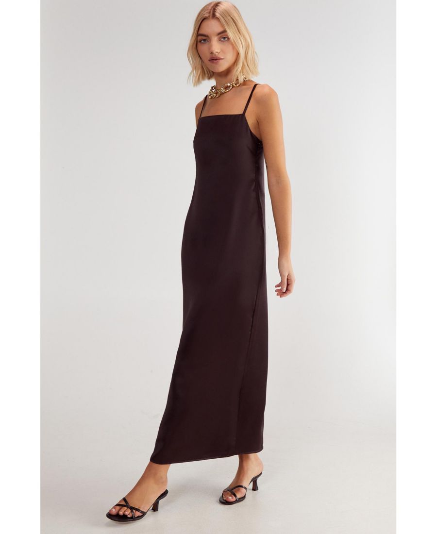 

Женское атласное длинное платье-комбинация с квадратным вырезом Nasty Gal, Chocolate
