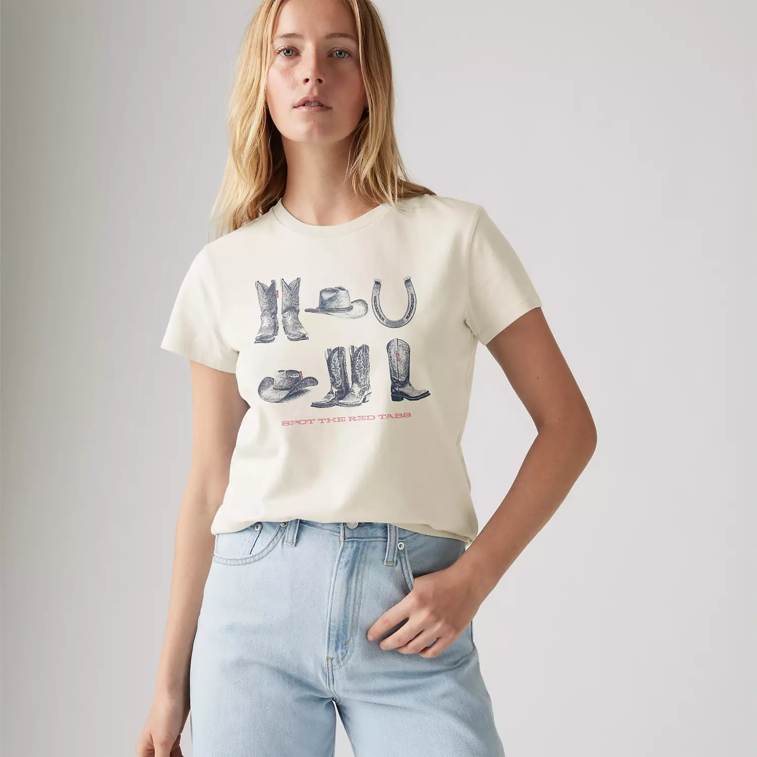 

Идеальная футболка Levi's, цвет Moody Spot The Tab - White