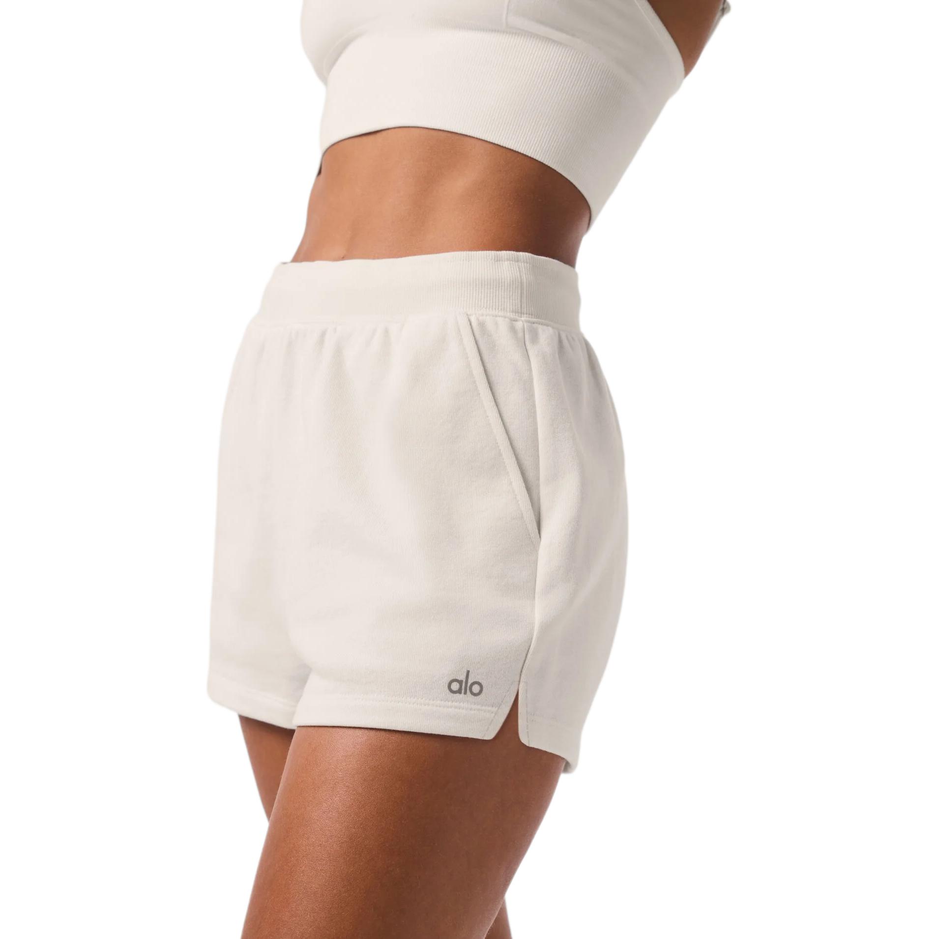 

Женские шорты Alo Yoga, белый