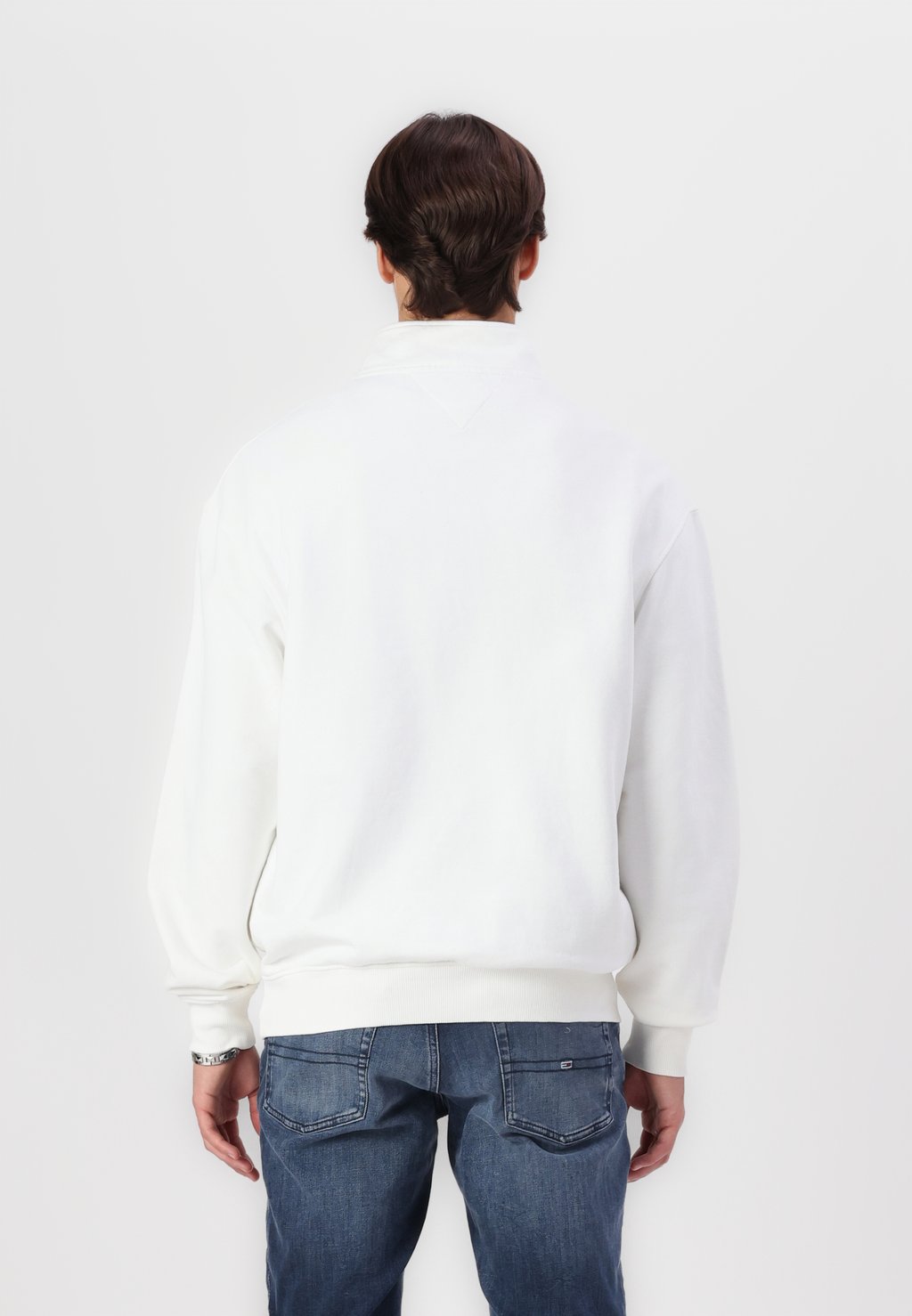 

Толстовка Tommy Jeans, молочный