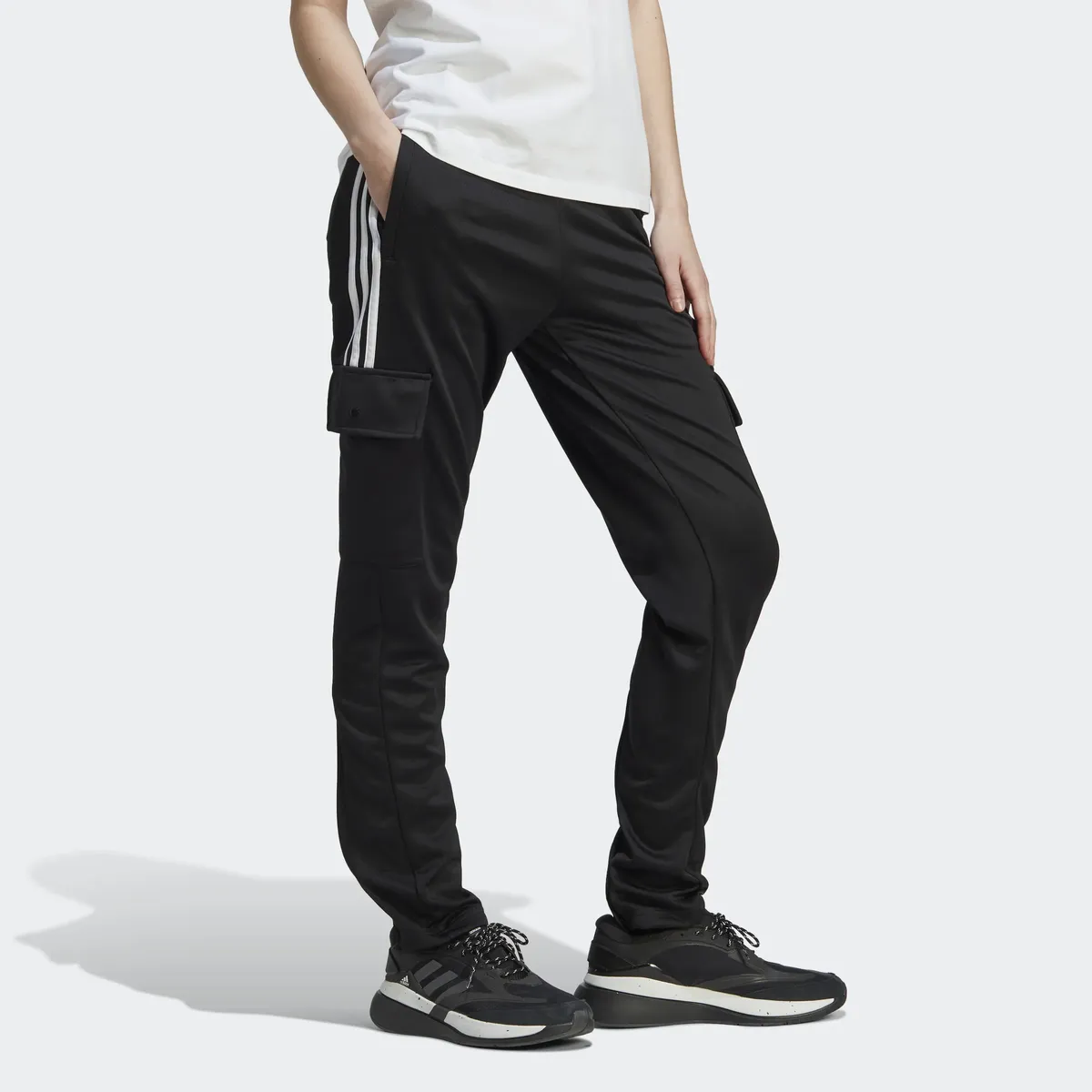 

Спортивные брюки Adidas Sportswear "TIRO CARGOHOSE" (1 шт.), белый