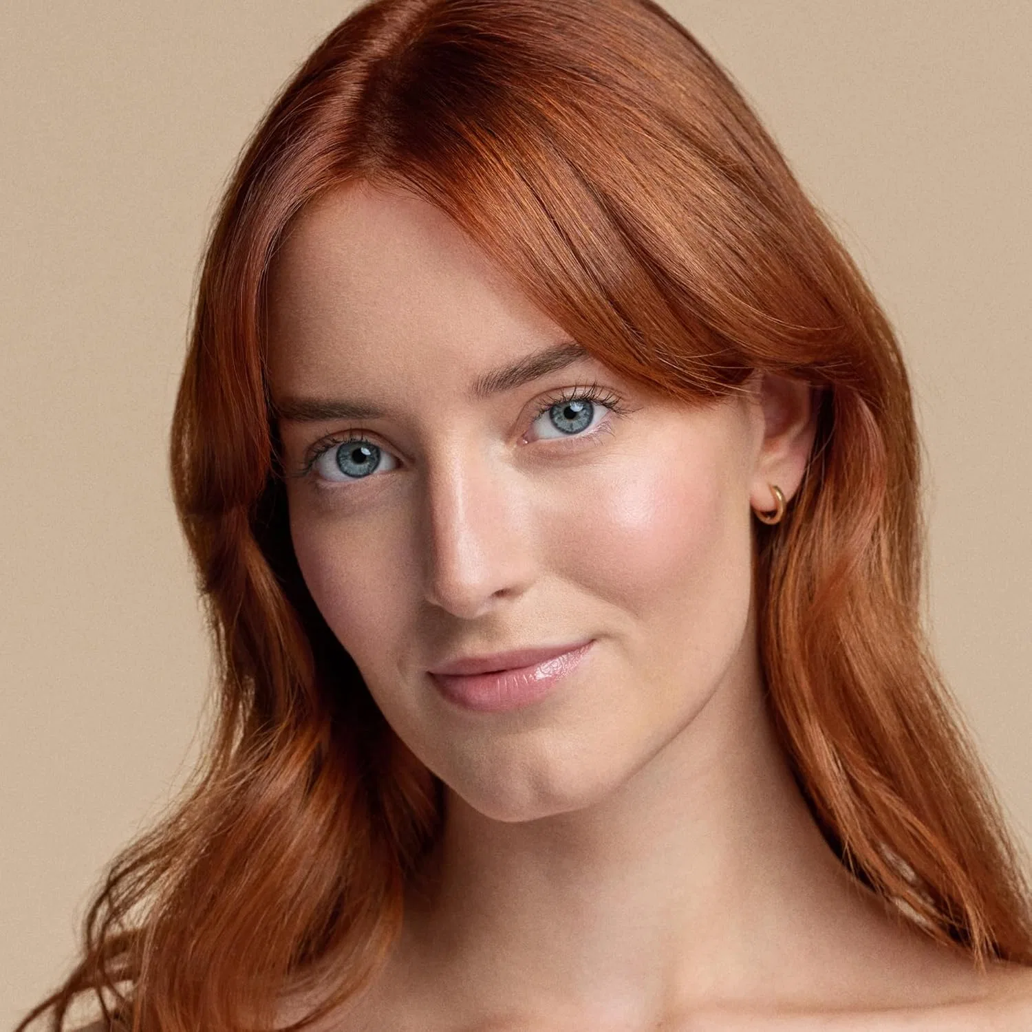 Сыворотка Catrice — Тональная Nude Drop Tinted Serum Foundation , Neutral — фото 4
