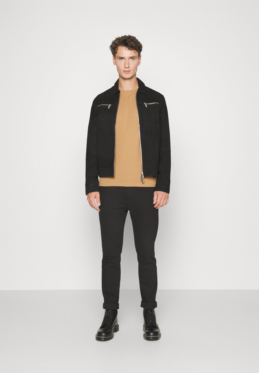 

Базовая футболка ПАКЕТ 5 Pier One, темно-серый/белый/светло-коричневый