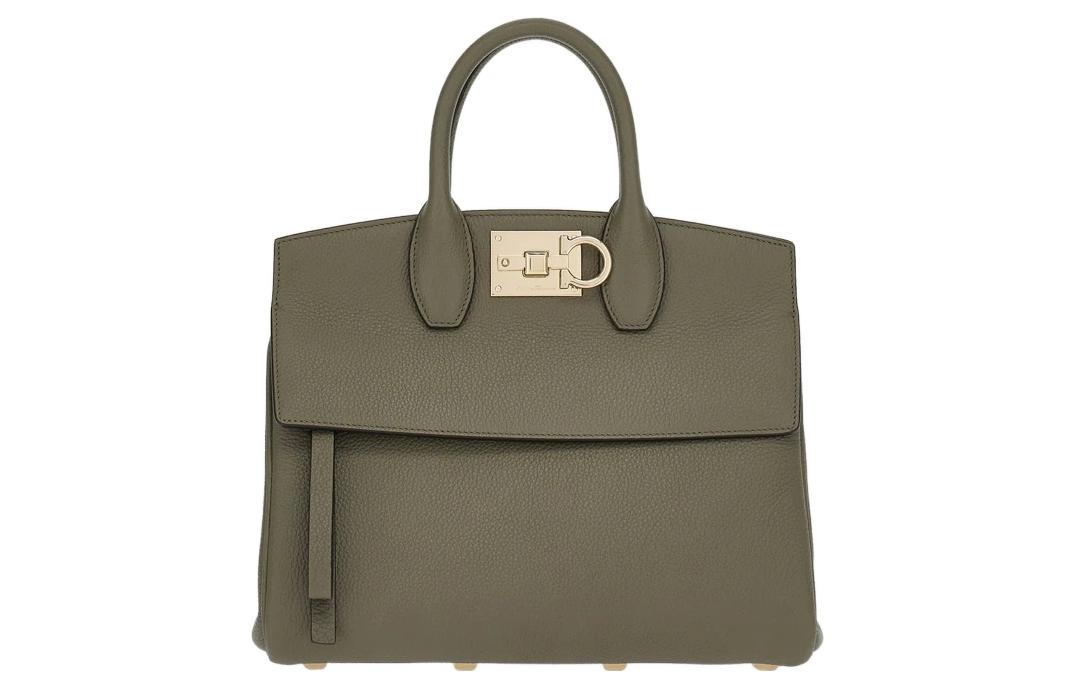 

Сумка через плечо FERRAGAMO Studio Soft из натуральной зернистой коровьей кожи, небольшого размера, цвет оливковый зеленый