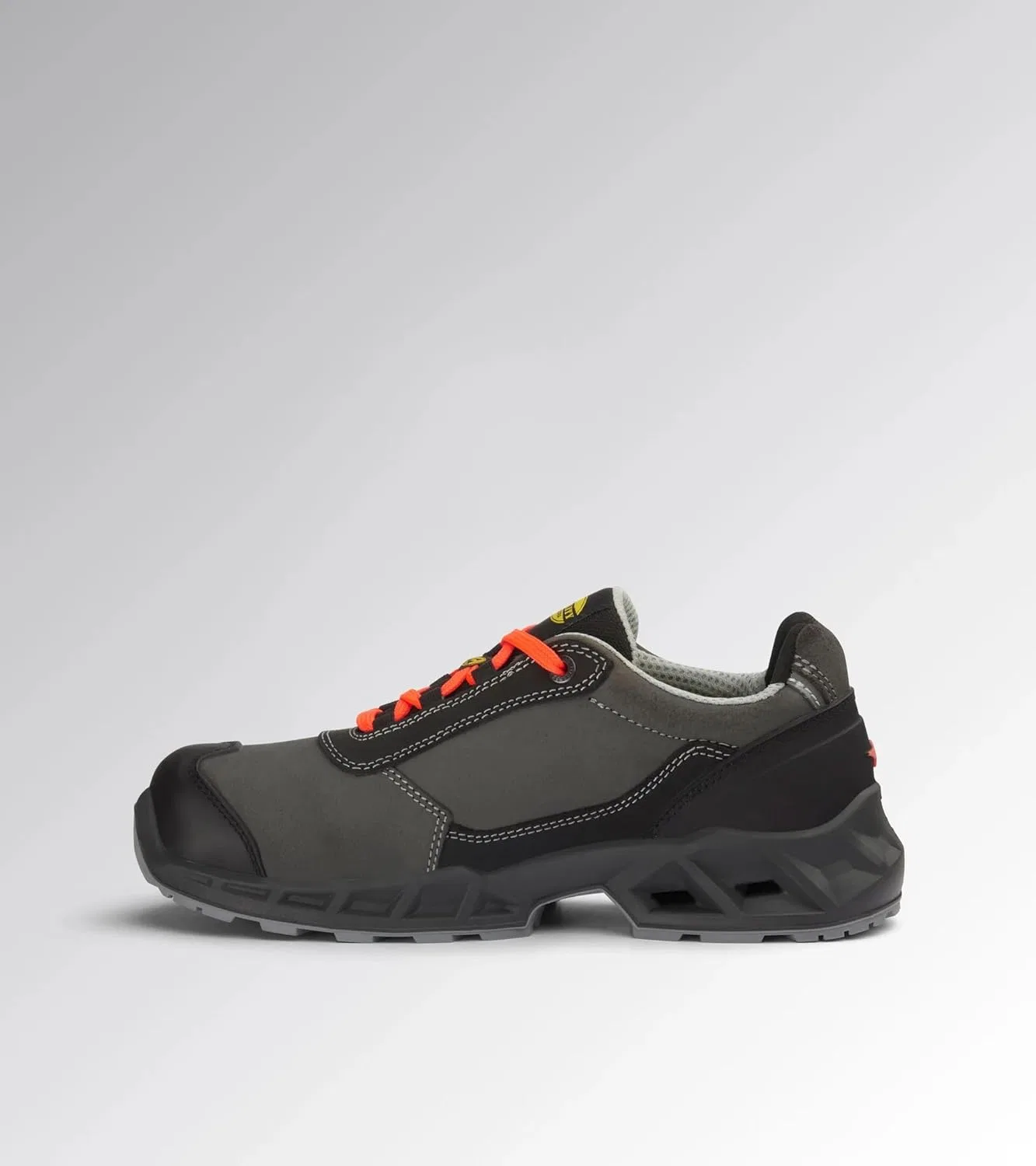 Рабочие ботинки Diadora Utility Shark Stab Imp Leat Low S3S FO SR SC ESD Unisex Utility Diadora, Black Red Fluo — фото 3