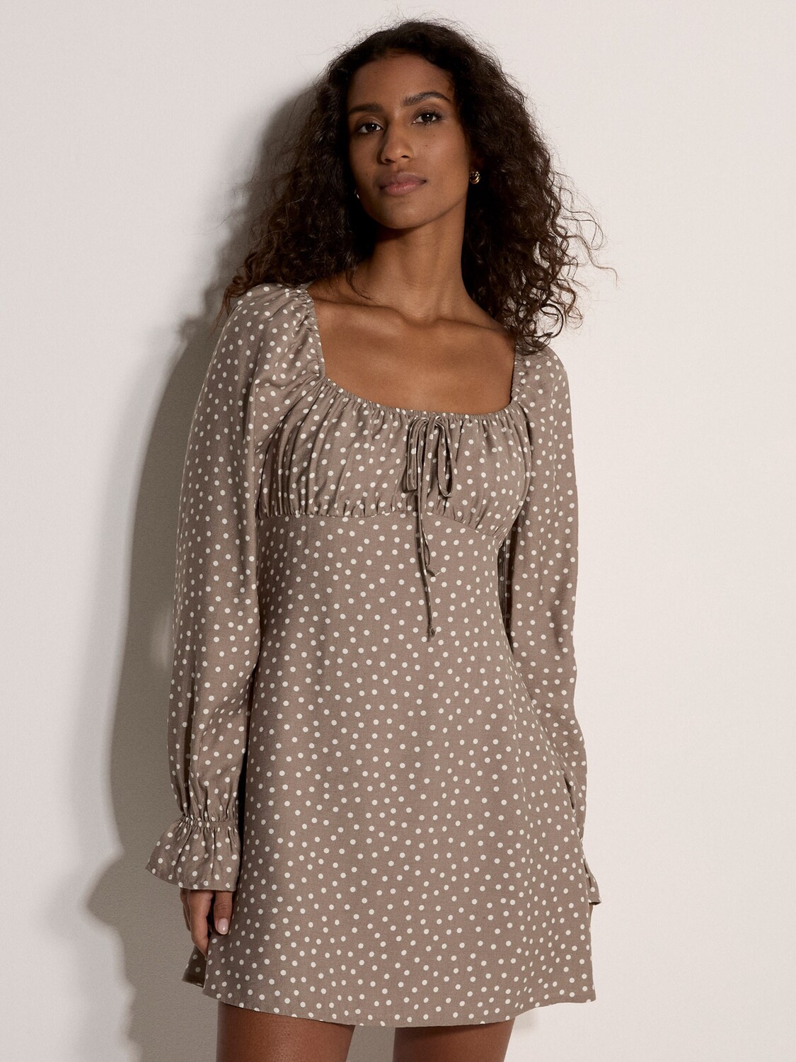 

Apricot Платье в цвете Silver