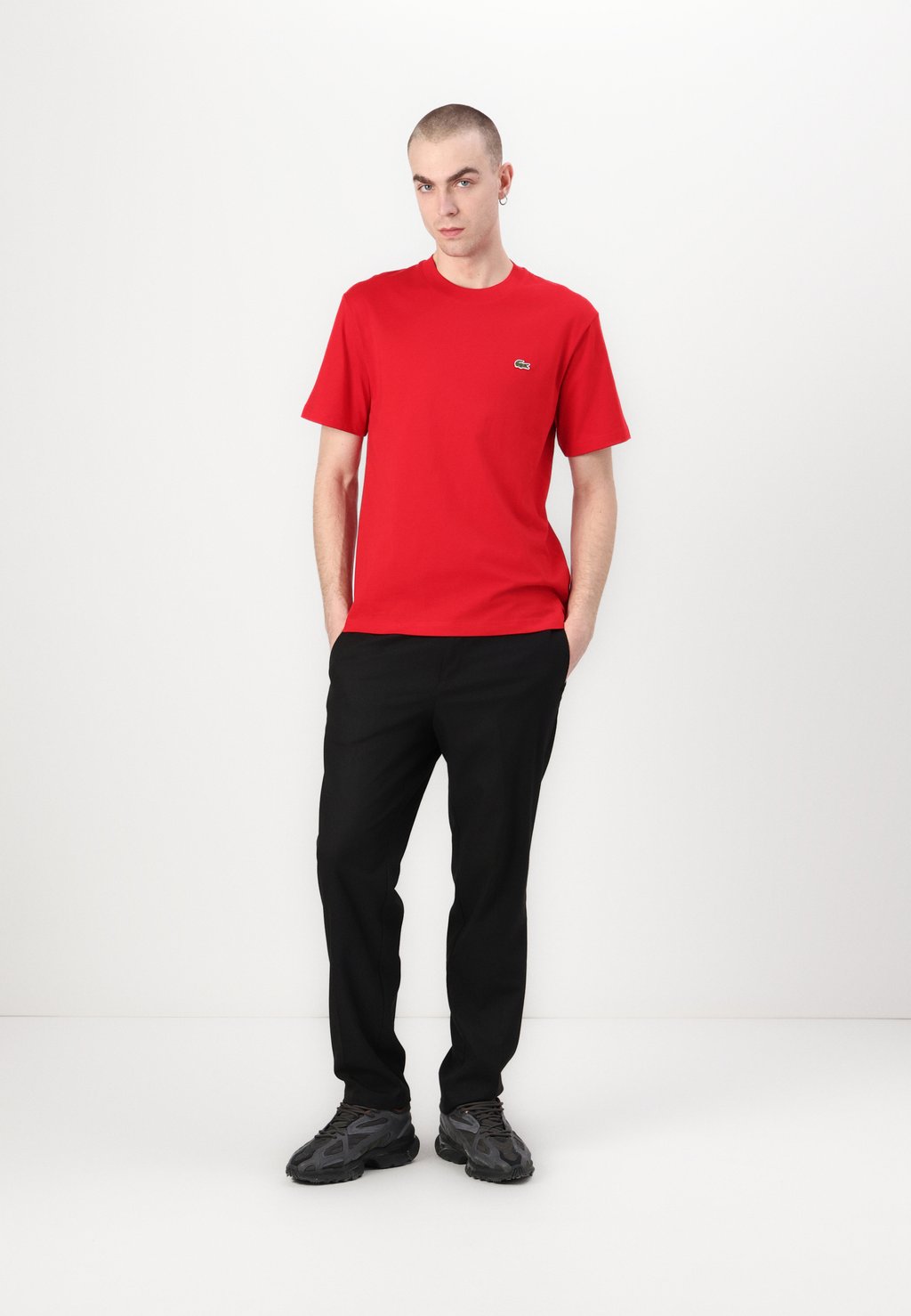 Футболка Lacoste, базовая, красный — фото 2