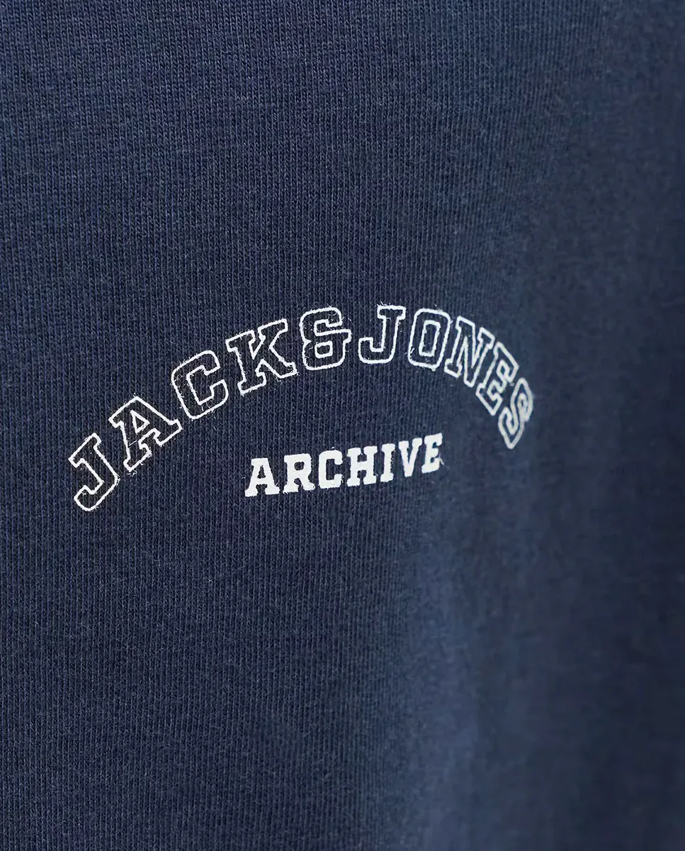 Детская футболка с коротким рукавом и маленьким боковым принтом Jack & Jones, темно-синий — фото 3
