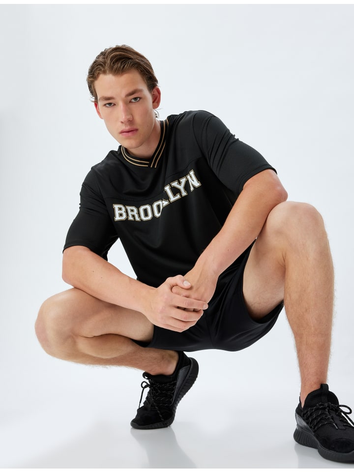 

KOTON Черная футболка