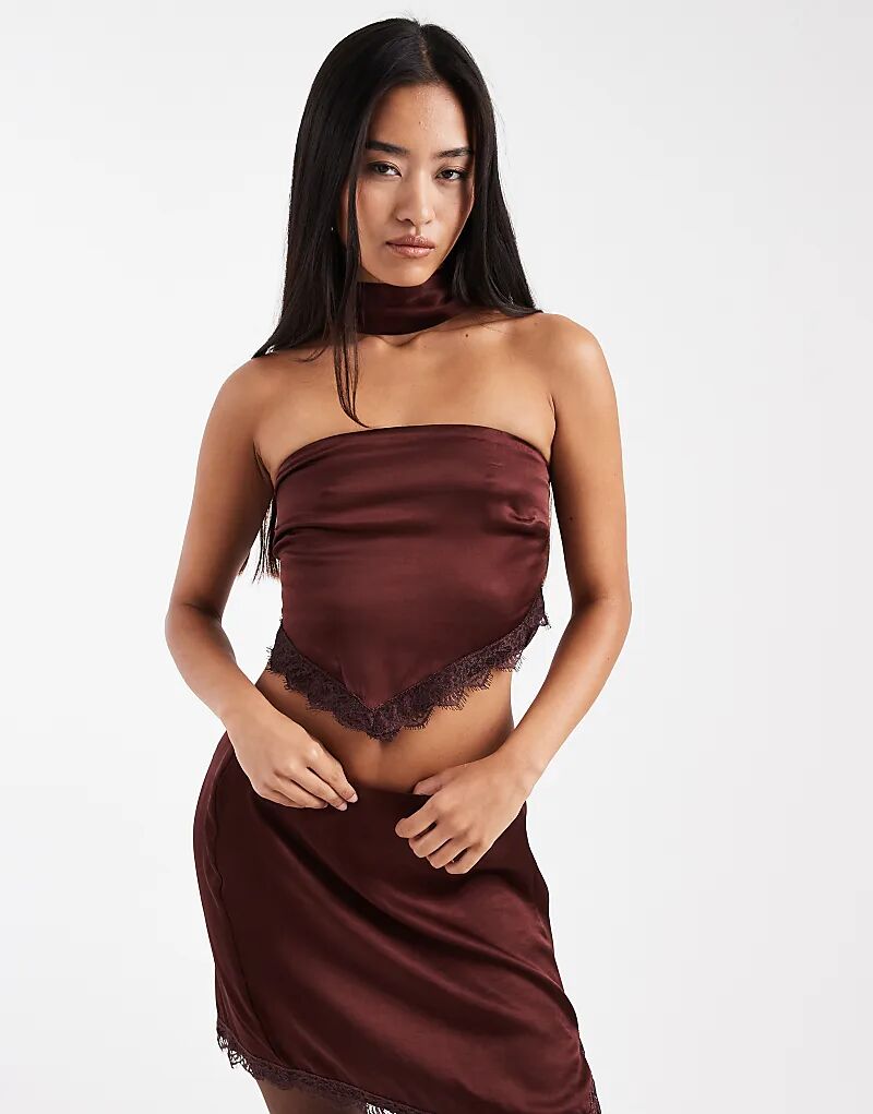 

Шарф-топ от Miss Selfridge с галстуком-бабочкой в ​​шоколадном цвете