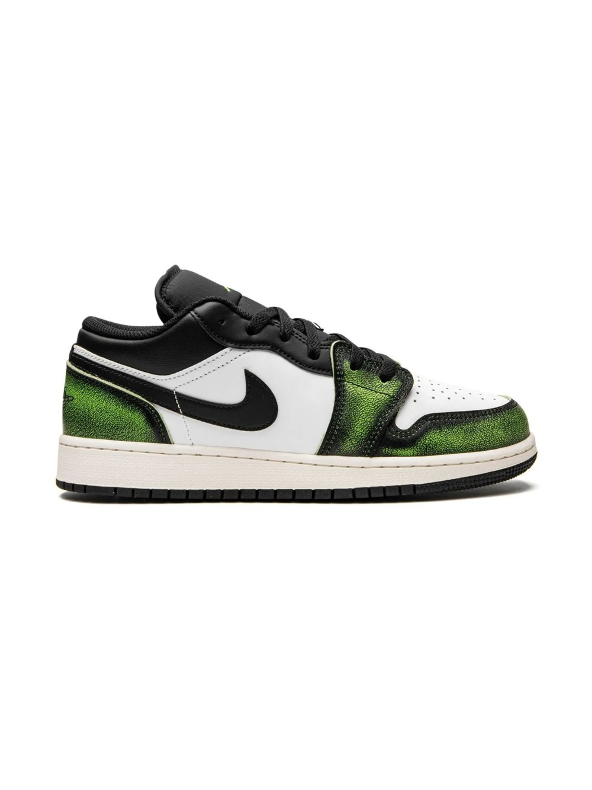 Кроссовки Air Jordan 1 Low Wear Away Jordan Kids, черный — фото 2