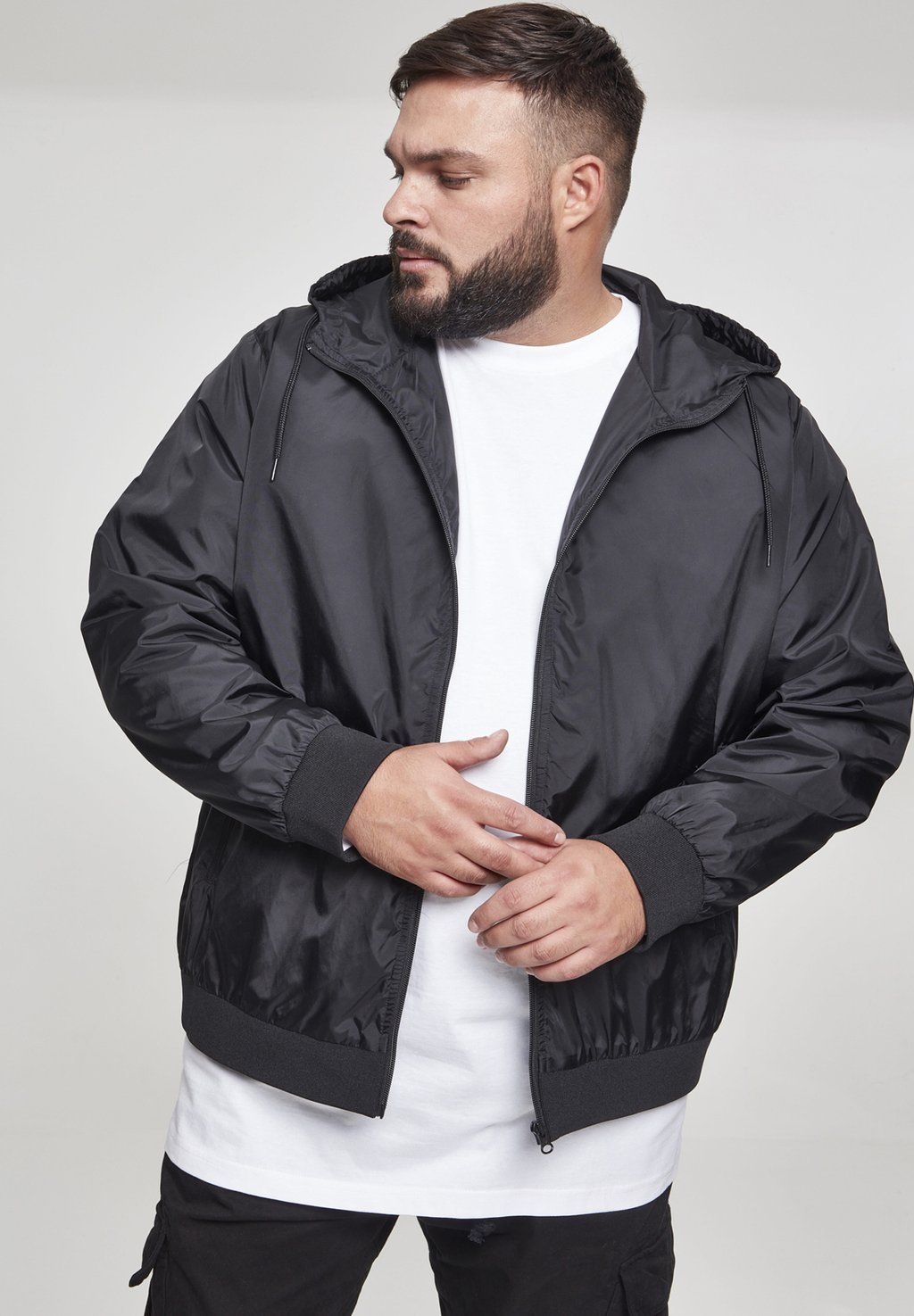 

Ветровка HEEREN WINDBREAKER Urban Classics, черный