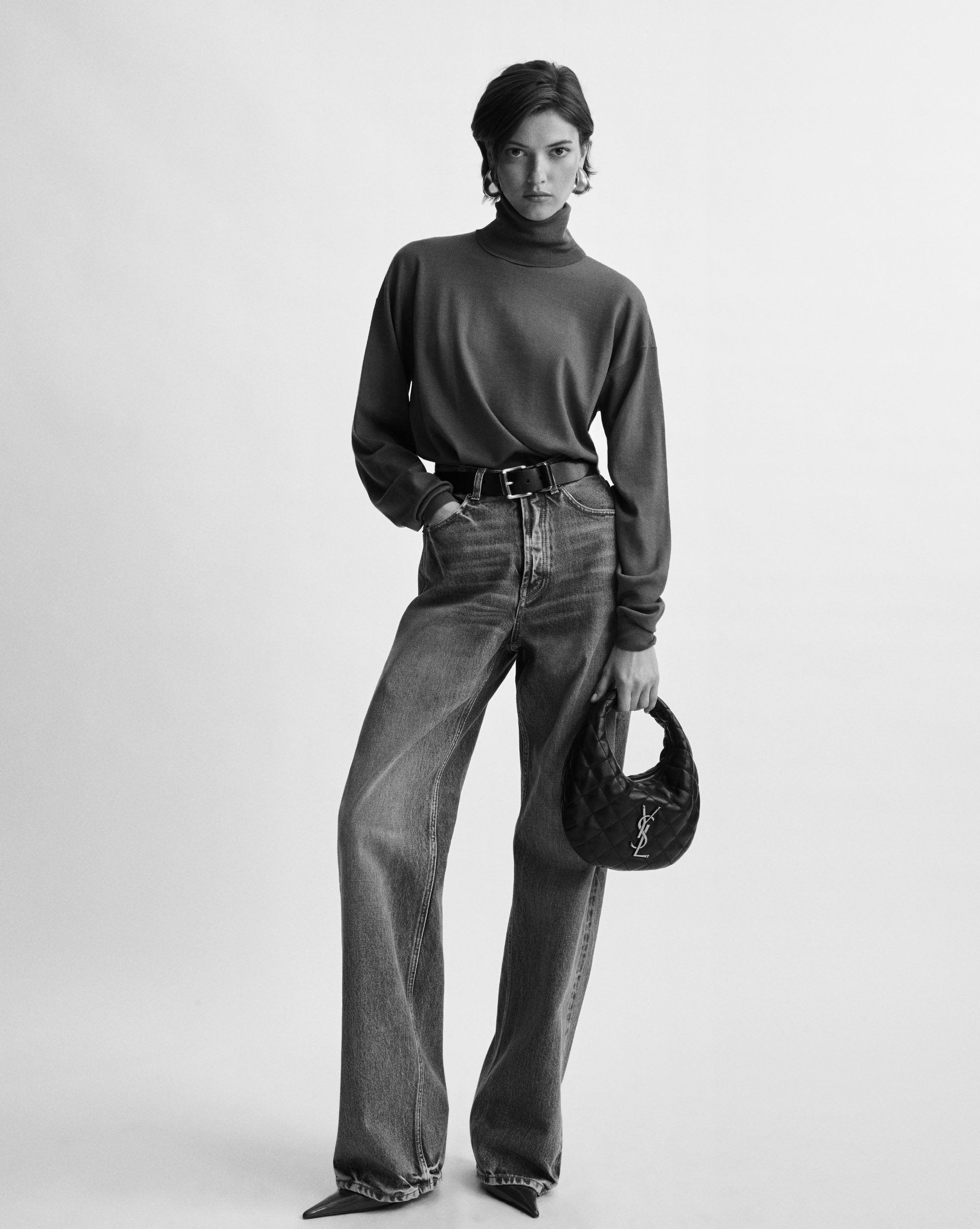 Маленькая версия культовой сумки ICARE из замши Saint Laurent, коричневый — фото 2