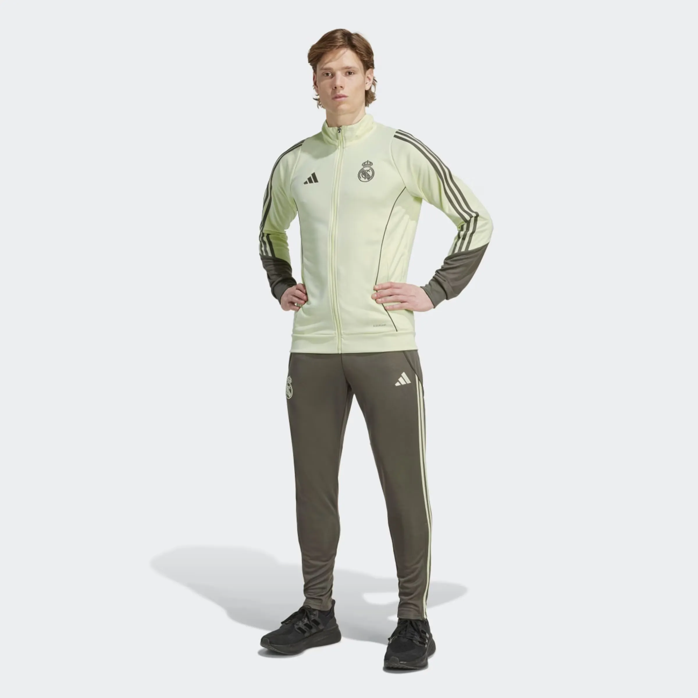 

Мужской спортивный костюм Real Madrid CF 2025-2026 Tiro 24 Adidas, зеленый