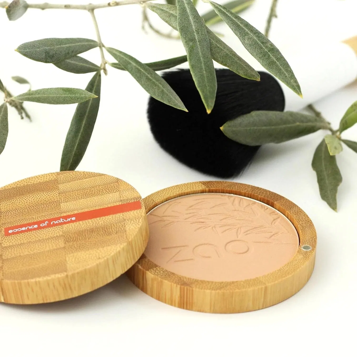Органическая компактная пудра «Milk Chocolate 305» от Zao Organic Makeup Zao Essence Of Nature — фото 3