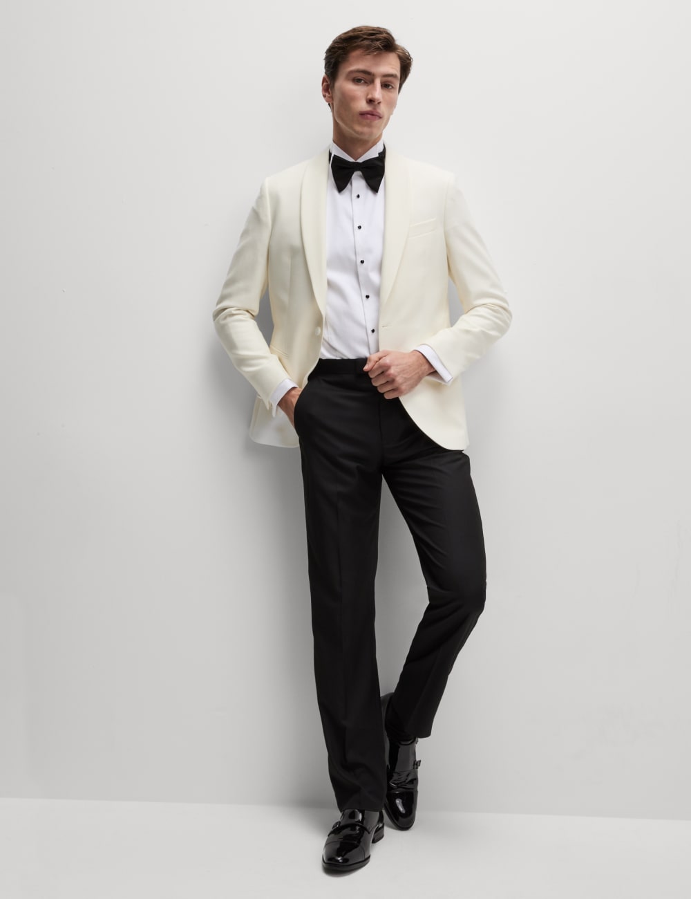

Пиджак-смокинг с лацканами из богатой шерсти Marks & Spencer SARTORIAL, кремовый