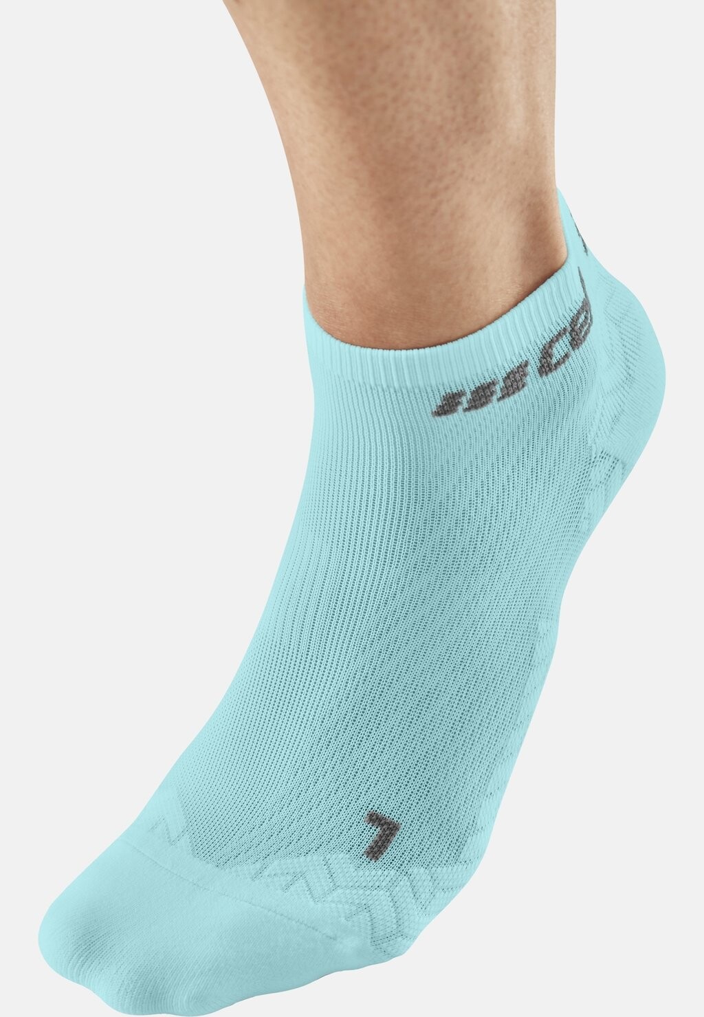 

СДЕЛАНО В ГЕРМАНИИ CEP, Спортивные носки CEP, светло-голубые Ultralight Compression Socks Low Cut Men
