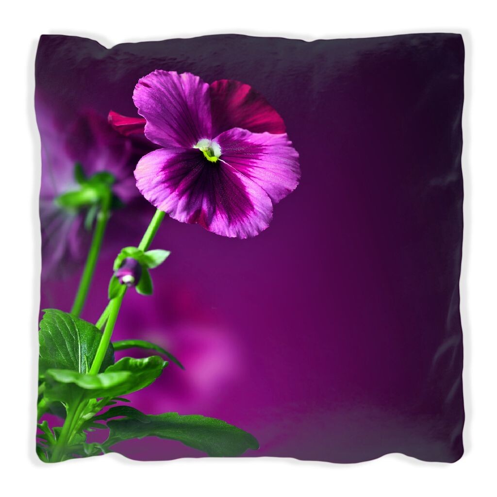 

Подушка Wallario Premium, мягкая поверхность, с фиолетовым мотивом анютины глазки, размер: 40 x 40 см, с белой спинкой