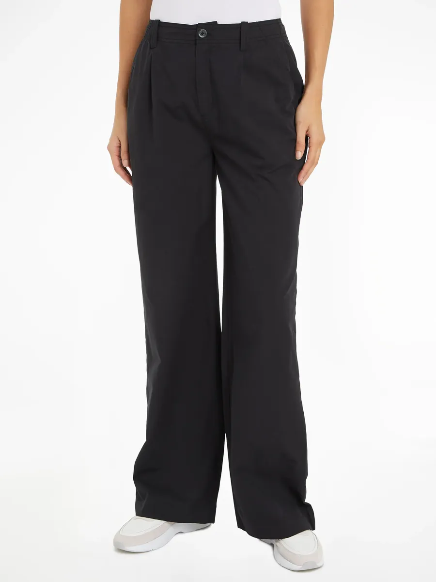 

Брюки-чиносы Calvin Klein Jeans "LOOSE CHINO PANTS" с нашивкой-логотипом, цвет Ck Black